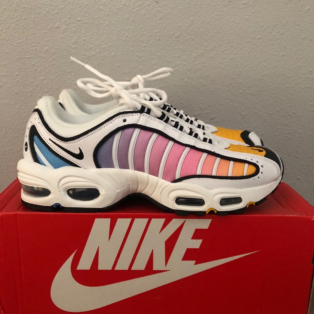 SOLD. Women air max tailwind IV. Brand new.